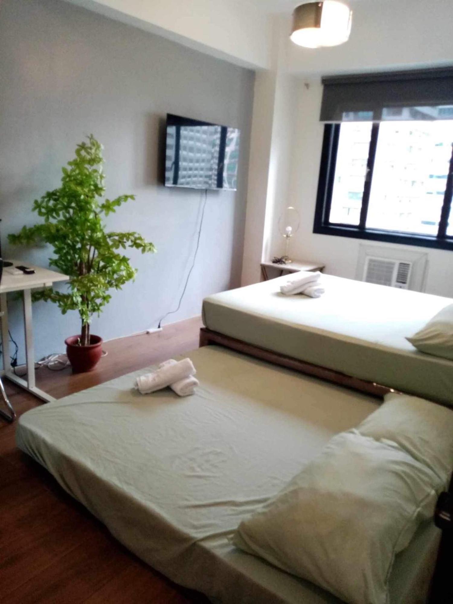 Spacious 1 Bedroom Unit Forbeswood Heights Taguig Chambre photo